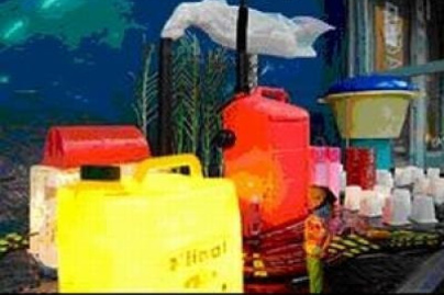 Plastic City III de Regis - R