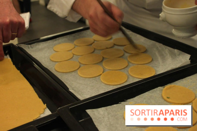 Cours de cuisine spécial Homard à l'Ecole Ducasse : dorure pâte sablée