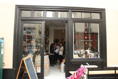 Epicerie Saint-Sabin, Devanture