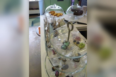 les pékelets, salon de thé familial à paris