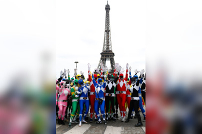 Le Flash Mob Power Ranger à Paris