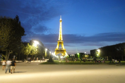 Tour Eiffel, Champ de Mars