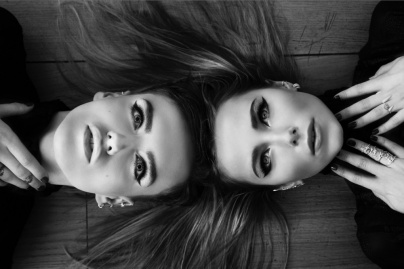 Faux-semblant, l'expo photo de Stéfanie Renoma à la Mairie du 8e