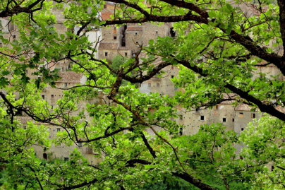 Tourisme : un village en Italie vous offre vos vacances d'été 