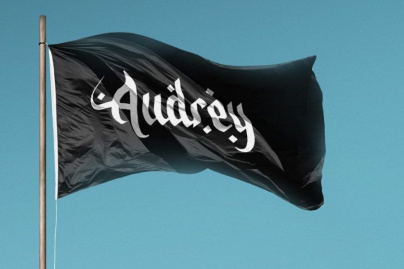 Audrey, le carnet d’abimes d’une convertie d'Hakim Djaziri, au Théâtre Libre