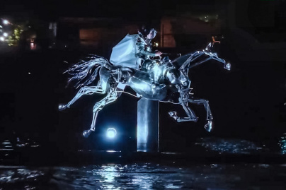 JO Paris 2024 : qui était la cavalière sur cheval d'argent à la cérémonie d'ouverture ?