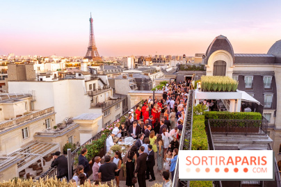 La terrasse en Rooftop du Peninsula Paris 2025, le bar perché à la vue imprenable