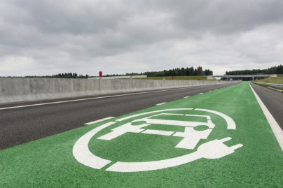 Essonne : l'A10 devient la premier autoroute de recharge de voiture électrique en roulant
