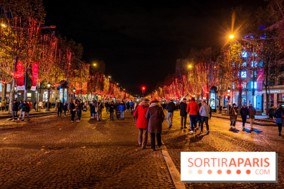 Inauguration des Illuminations de Noël des Champs-Élysées avec Clara Luciani