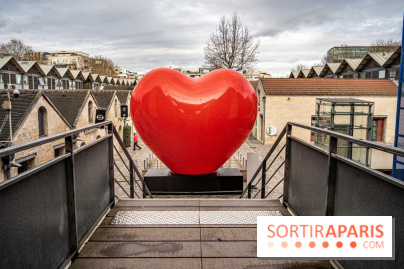 Un cœur XXL à Bercy Village pour la Saint-Valentin