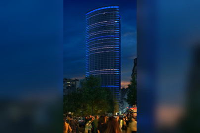 La Tour Montparnasse s'habille de nouvelles lumières