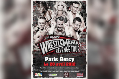 Les superstars de catch de la WWE en dédicace au Virgin des Champs