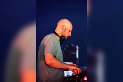 Acid Christmas au Batofar