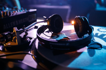 Techno Parade 2023 à Paris : parcours, chars, djs et artistes... tout ce qu'il faut savoir