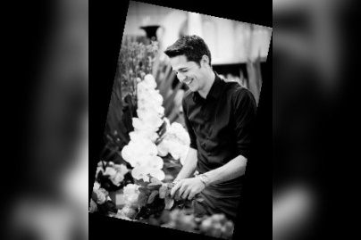 Cours de création florale à l’Hôtel Plaza Athénée