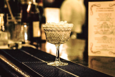 Réouverture du bar à cocktails de la brasserie Le Gallopin