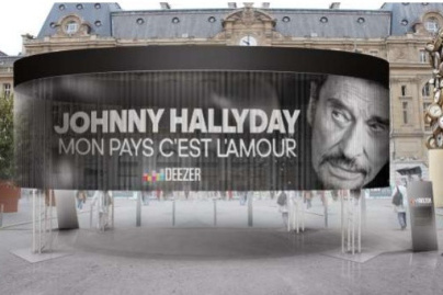 Ecoute gratuite du nouvel album de Johnny Hallyday sur le Parvis de la Gare Saint Lazare