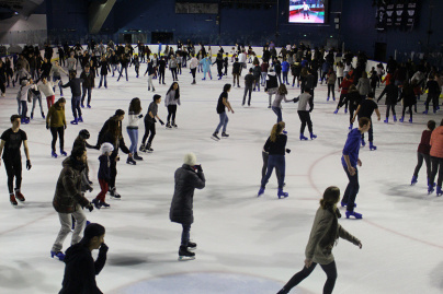 "Arena On Ice" : patinoire éphémère de 1800 m² à l'AccorHotels Arena de Paris