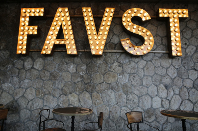 The Reflex et Les Yeux Orange au Faust