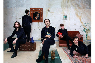 Feu! Chatterton en concert aux Bouffes du Nord pour 8 représentations