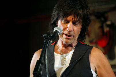 Jeff Beck, le célèbre guitariste britannique, est mort à l'âge de 78 ans
