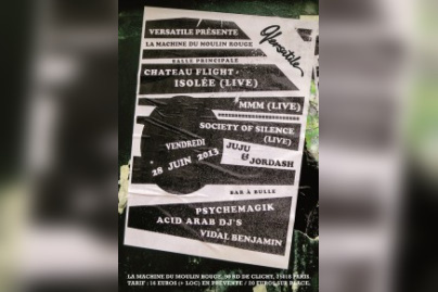 Versatile à la Machine du Moulin Rouge avec Chateau Flight