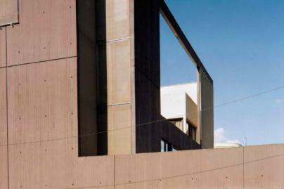 Paysages d'architecture par Raymond Depardon au musée de la Carte à Jouer