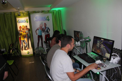 Soirée de lancement Sims 4