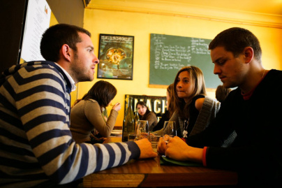 Autour d'Un Verre