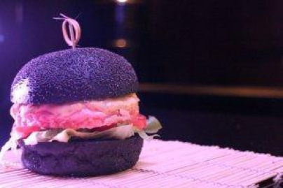 Le Makassar Lounge lance sa collection de burgers