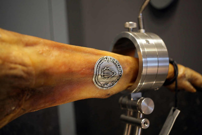 Les Grands d'Espagne ouvrent une deuxième épicerie rue des Martyrs