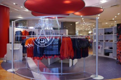 Le PSG s'installe aux Galeries Lafayette