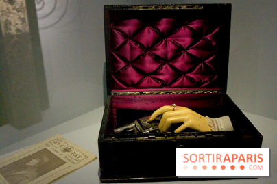 Persona, l'exposition terrifiante au Musée du Quai Branly