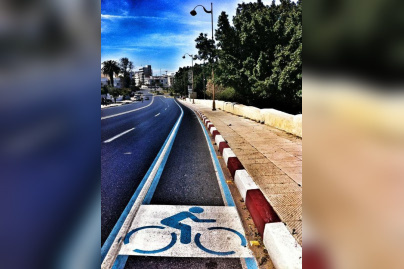 LeGroupeDesColleursDeSignalétiques - Collage Dansant