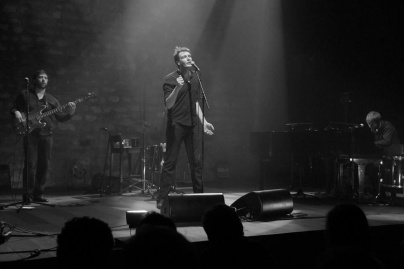 Lou Casa, chansons de Barbara, en concert à l'Auguste Théâtre