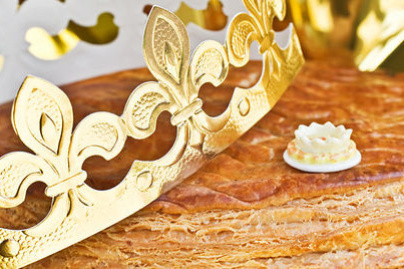 Distribution de la galette des rois géante à Montrouge