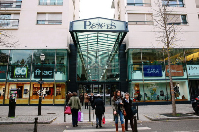 Shopping is dating au centre commercial Les passages