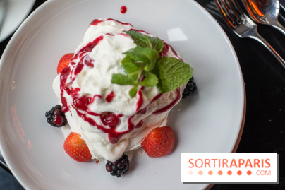 La belle armée : brasserie et bar à cocktail en face de l'Arc de Triomphe