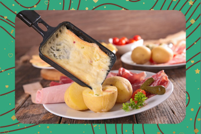 Nouvel An 2025 à Paris : Soirée paillettes et raclette à volonté au cœur d'une micro-brasserie