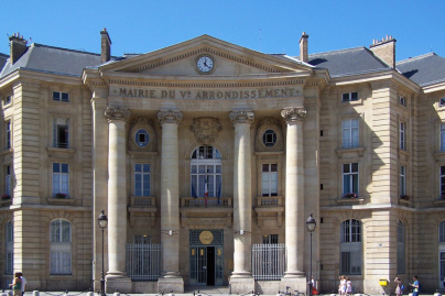 Les mairies les plus insolites d'Île-de-France : les architectures les plus originales 