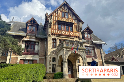 En région parisienne, cette mairie surprenante prend des allures de maison normande