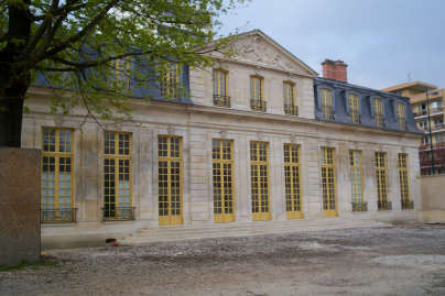 Aux portes de Paris, cette demeure bourgeoise est devenu un centre d'art