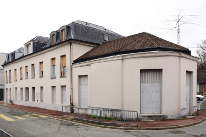 En Seine-Saint-Denis, cette ancienne ferme a été la résidence du fondateur du prix Nobel avant de devenir une mairie