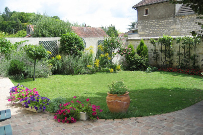 Découvrez le jardin du Musée de l'Absinthe pour les Rendez-Vous aux Jardins 2026 en région parisienne