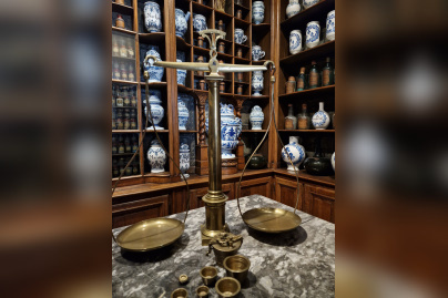 Au cœur des Yvelines, cette villa historique abrite une ancienne apothicairerie royale et elle se visite ! 