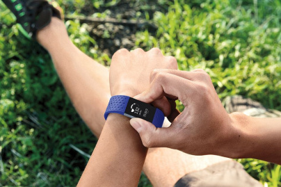 Fitbit, le coach électronique qui vous suit partout