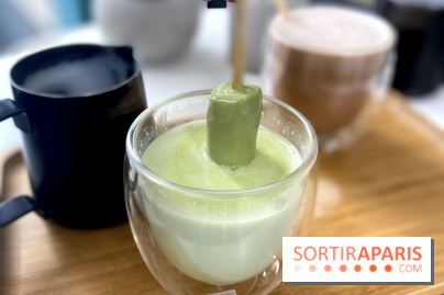 Insolite : ce glacier parisien propose des petits bâtonnets glacés à fondre dans du lait