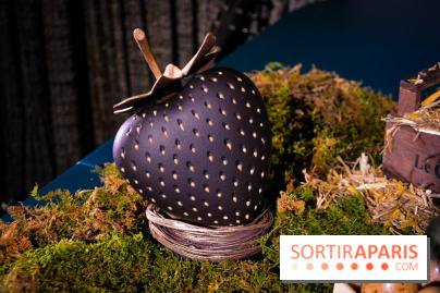 Oeuf de Pâques 2022 par Yann Brys pour l'Hôtel Nolinski : une fraise chocolatée ! 