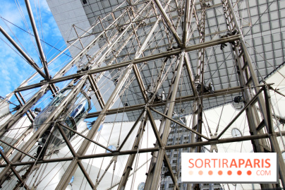 Réouverture du toit de la Grande Arche de La Défense