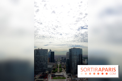 Réouverture du toit de la Grande Arche de La Défense